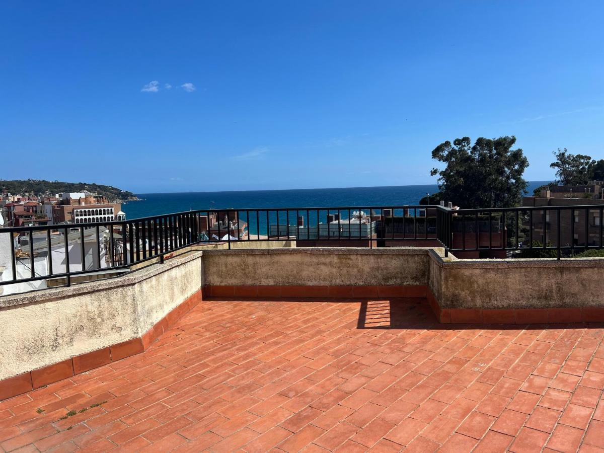 Apartaments Monjardi Lloret de Mar Exterior photo